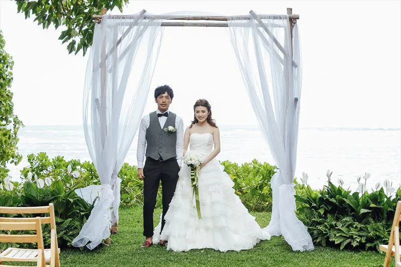 カジュアルな結婚式とは