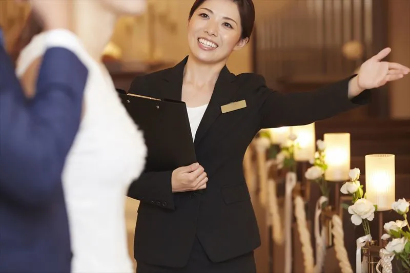 結婚式までの流れとは